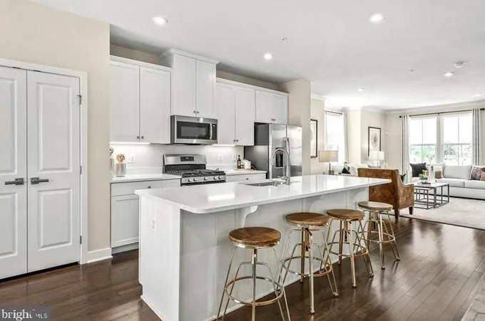 8017 Quail Rise Ln Way #STRAUSS, Laurel, MD 20723 - MLS MDHW2033154 for Sale