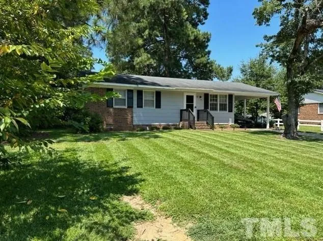 112 Gulf Dr, Dunn, NC 28334 - MLS 2536083 for Rent