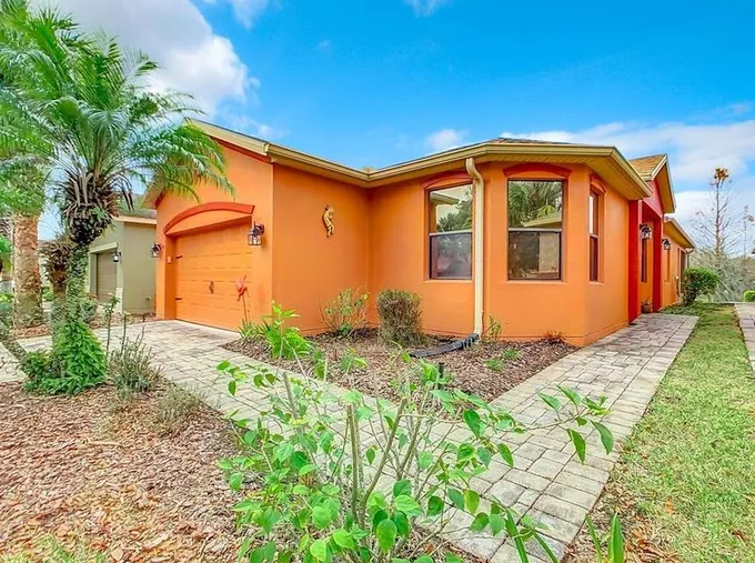 697 Grand Canal Dr, Poinciana, FL 34759 - MLS S5097133 for Sale