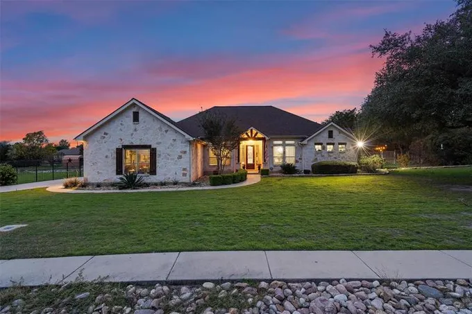 227 Neal Dr, Liberty Hill, TX 78642 for Sale