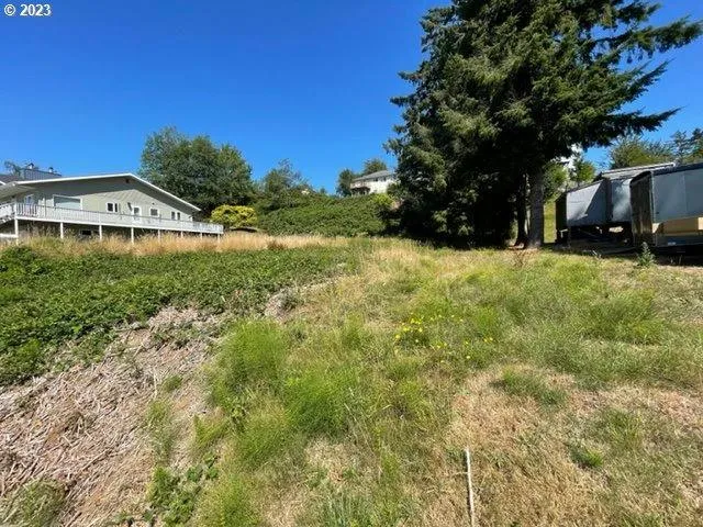180 AUBURN AVE, Astoria, OR 97103 Land For Sale  MLS# 23343315
