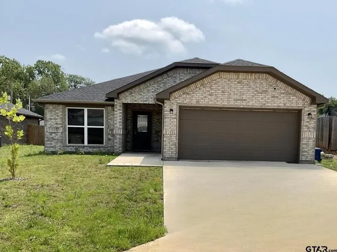106 Arledge, Mount Pleasant, TX 75455 for Sale