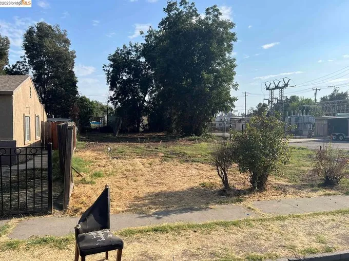 2638 Acacia St, Stockton, CA 95203 - MLS 41029799 for Sale