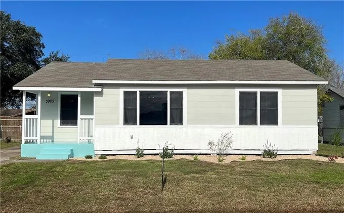 3905 Herndon St, Corpus Christi, TX 78411 for Sale