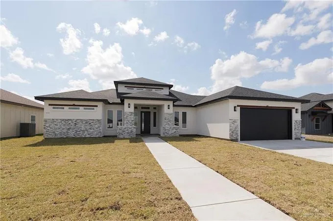 8626 Bellagio Circle, Harlingen, TX 78550 for Sale