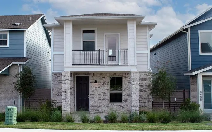 8403 Leroi Dr, Austin, TX 78744 for Sale