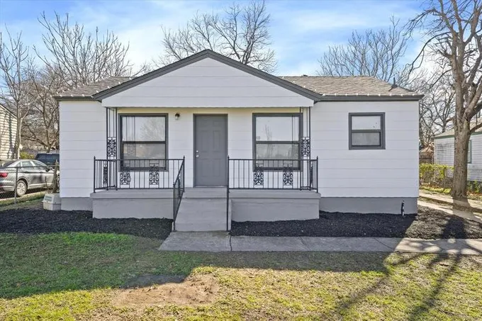 332 Krueger St, Dallas, TX 75224 for Sale