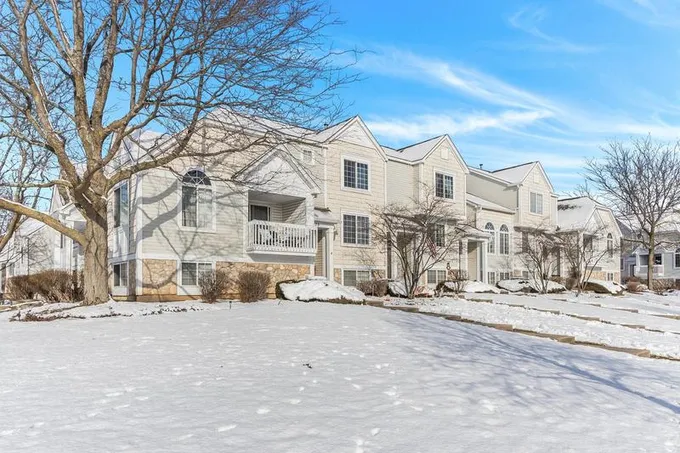 1866 Middlebury Dr #1866, Aurora, IL 60503  MLS# 11963839 for Sale
