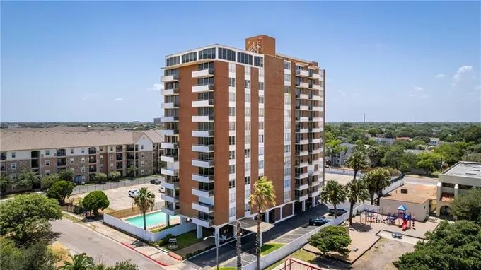 715 S Upper Broadway St #1402, Corpus Christi, TX 78401 for Sale