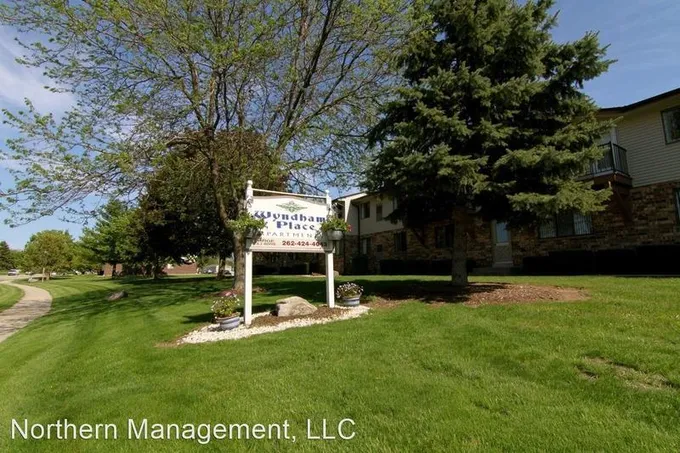 N114 W15925 Sylvan Cr. 24  N114 W15775 W15929 Sylvan Cr for Sale