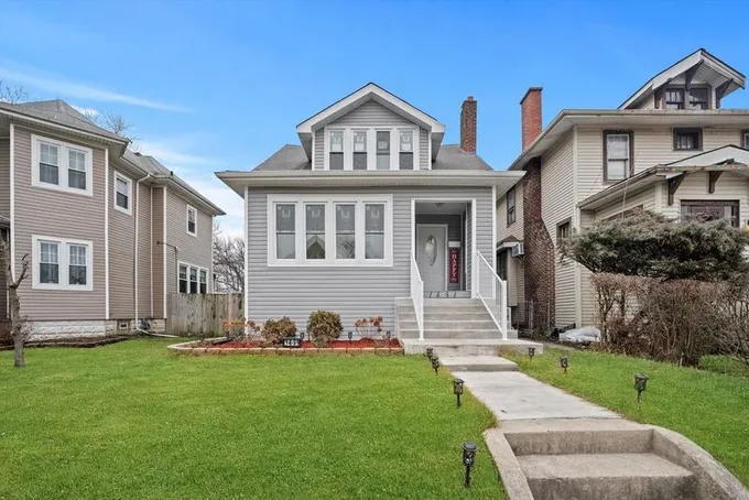 1431 Schilling Ave, Chicago Heights, IL 60411  MLS# 11952664 for Sale