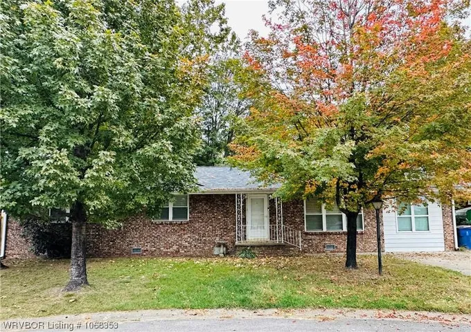 1906 MAGNOLIA DR, Fort Smith, AR 72908 Single Family Residence For Sale  MLS# 1068353