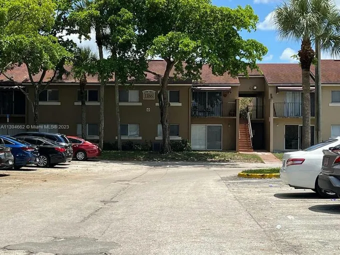 1186 LAKE TERRY DR APT F, West Palm Beach, FL 33411 Condominium For Sale  MLS# A11394662