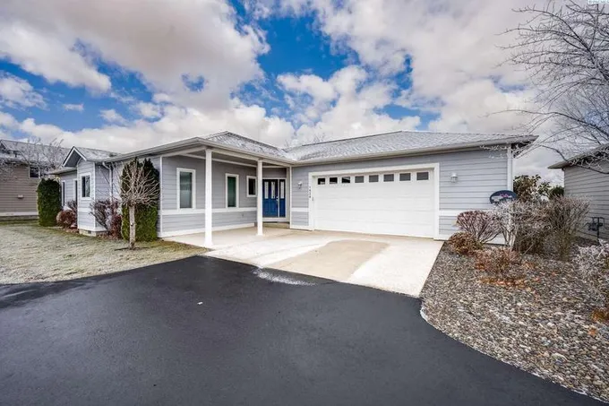 1524 SW Capri Ct, Pullman, WA 99163  612577823 for Sale