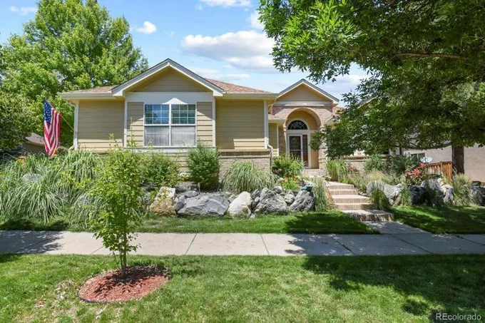 5562 W PRENTICE CIR, Denver, CO 80123 Single Family Residence For Sale  MLS# 6178981