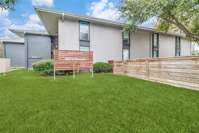 826 S Travis St, Sherman, TX 75090 for Sale
