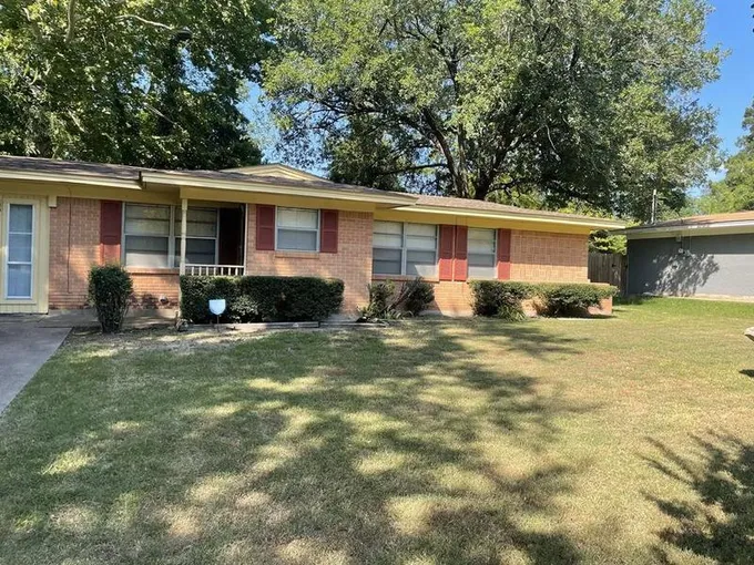 1403 Betty Drive, Lufkin, TX 75901 for Sale