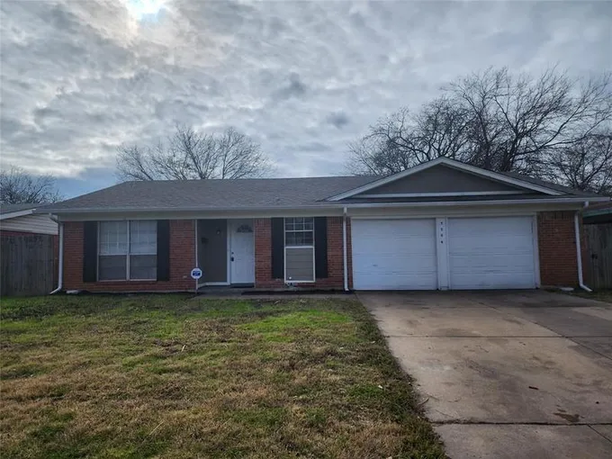 5504 Alter Dr, Fort Worth, TX 76119 for Rent