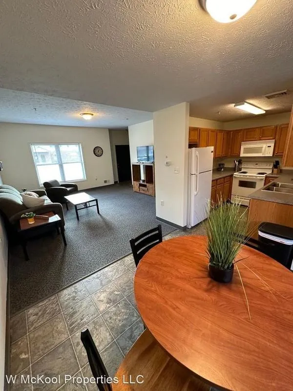 1013-1015 Residence Dr - D-4  1013-1016 Residence Dr for Sale
