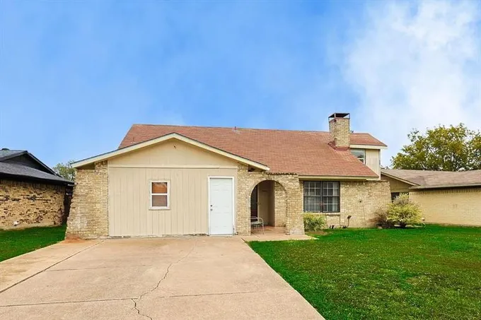 801 Via Avenida, MESQUITE, TX 75150 for Sale