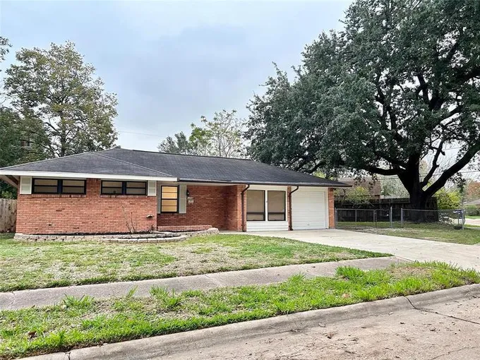 1706 Barbara Ln, Pasadena, TX 77502  MLS# 2043755 for Sale