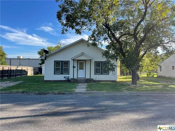 1412 Saunders Street, Gatesville, TX 76528 for Sale