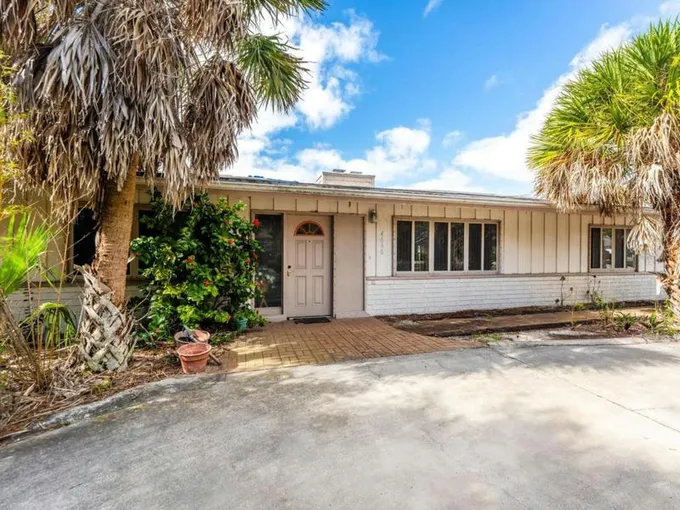 4646 GLEASON AVE, SARASOTA, FL 34242 Single Family Residence For Sale  MLS# A4592953