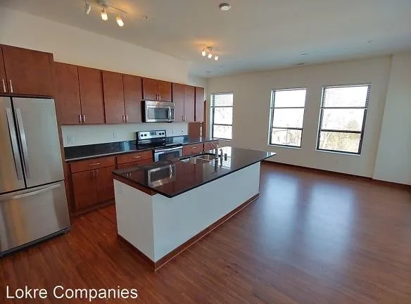 AVAILABLE NOW FIRST TWO MONTHS RENT FREE! Apartments - 11255 N Cedarburg Rd - Mequon, WI Apartments for Rent