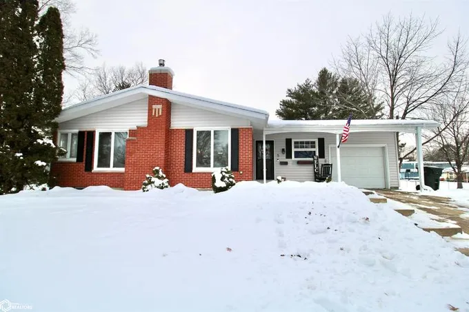 5 Bel Air Ct, Keokuk, IA 52632  MLS# 6314188 for Sale