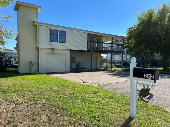 222 Coconut St LOT 22, Tiki Island, TX 77554 for Sale