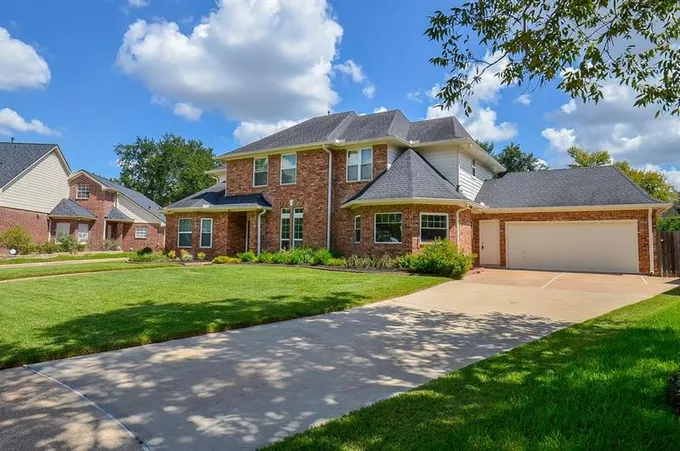 3023 E Hickory Park Cir, Sugar Land, TX 77479 for Sale