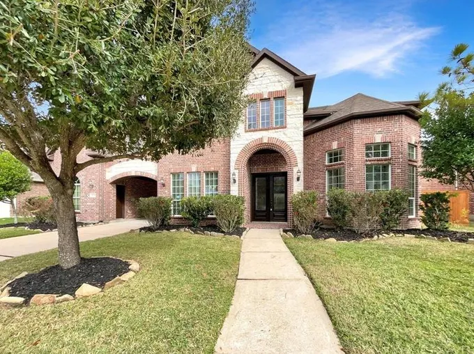 12001 Eden Creek Dr, Pearland, TX 77584 - MLS 43766668 for Sale
