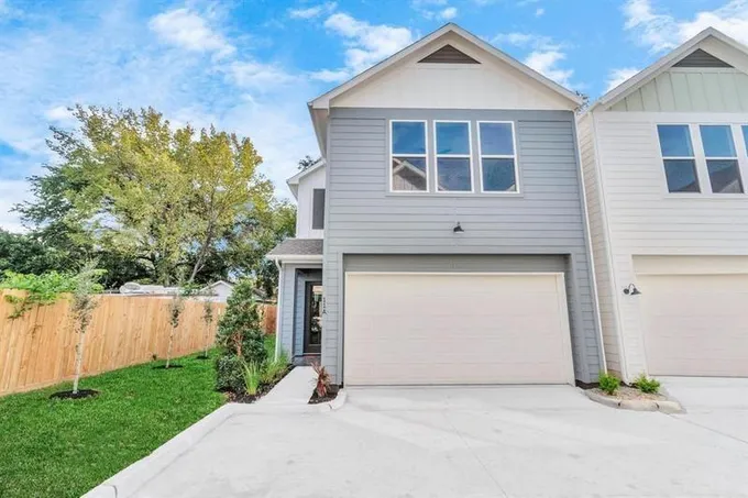 9 Wellford St B, Houston, TX 77022 for Sale