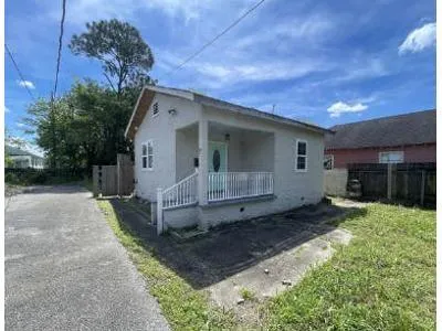 Alice Ct for Sale