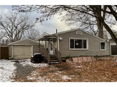 Collingham Ave for Sale