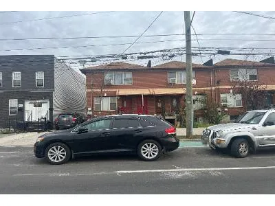Fountain Ave for Sale