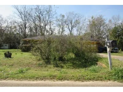 Sussie St for Sale