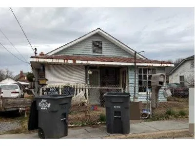 Ashwood Ave for Sale