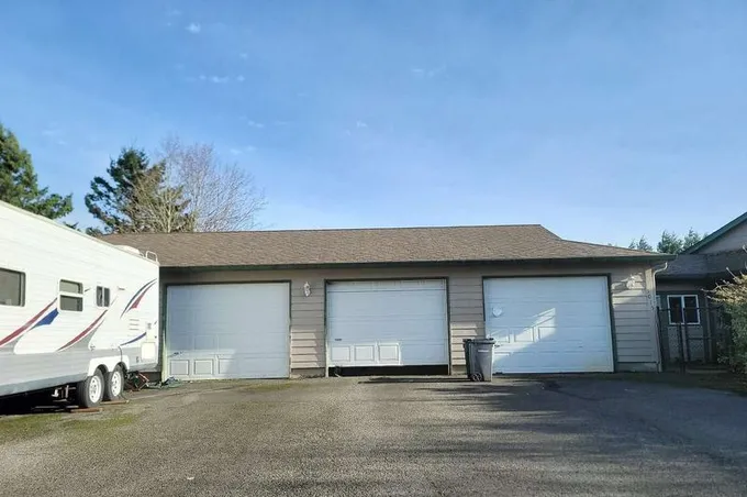 Ave, Washougal, WA 98671  620927502 for Sale