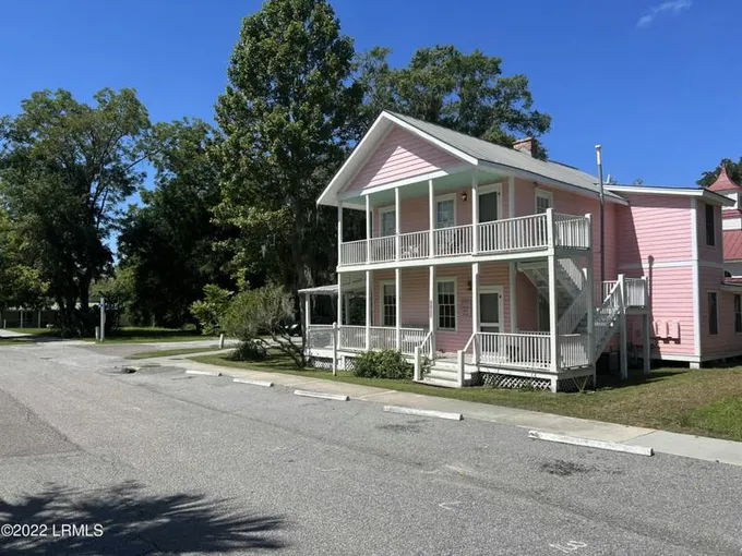 1103 PARIS AVE, Port Royal, SC 29935 Single Family Residence For Sale  MLS# 177034 for Rent