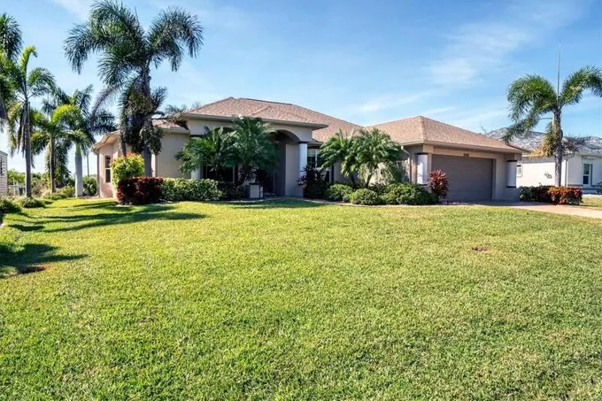 Port Charlotte, Charlotte County, FL Lakefront Property, Waterfront Property, House for sale Property ID: 418233928