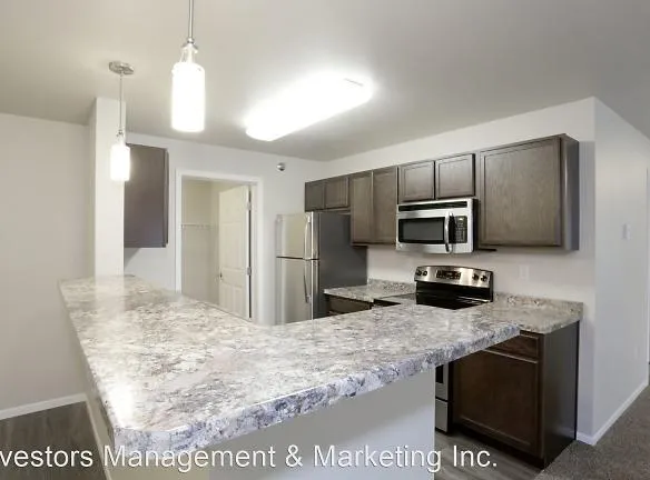 5450 26th St S - Fargo, ND 58104 - Home For Rent