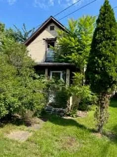 206 W Argyle St, Jackson, MI 49202 - MLS 23028375 for Sale