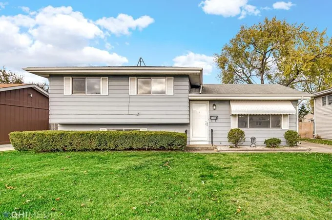 1006 W Ash St, Griffith, IN 46319 - MLS 541754 for Sale
