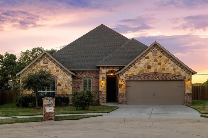 2984 Timber Trail Dr, Decatur, TX 76234 for Sale
