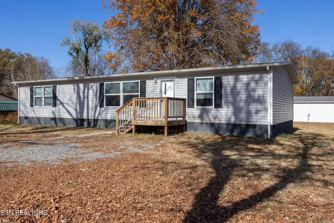 206 Bennett St, Sweetwater, TN 37874  609157258 for Sale