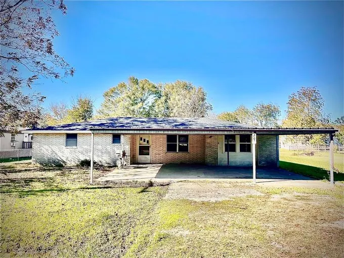 204 2nd St, Stowell, TX 77661 for Sale