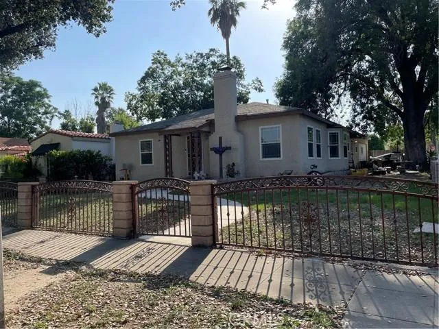 2396 Lincoln, San Bernardino CA 92405 for Sale