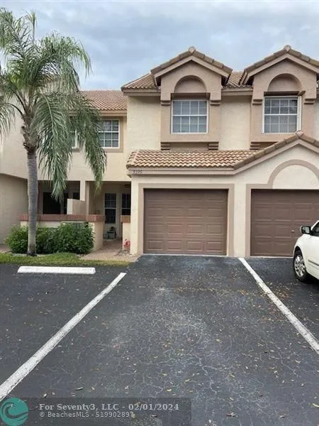 9399 BOCA RIVER CIR, Boca Raton, FL 33434 Condo/Townhouse For Sale  MLS# F10417246