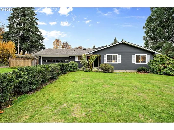 14168 S LIVESAY RD, Oregon City OR 97045 for Sale